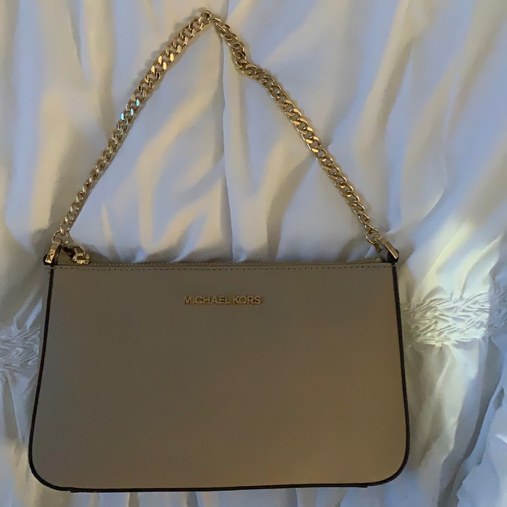 Barely used Michael Kors shoulder bag